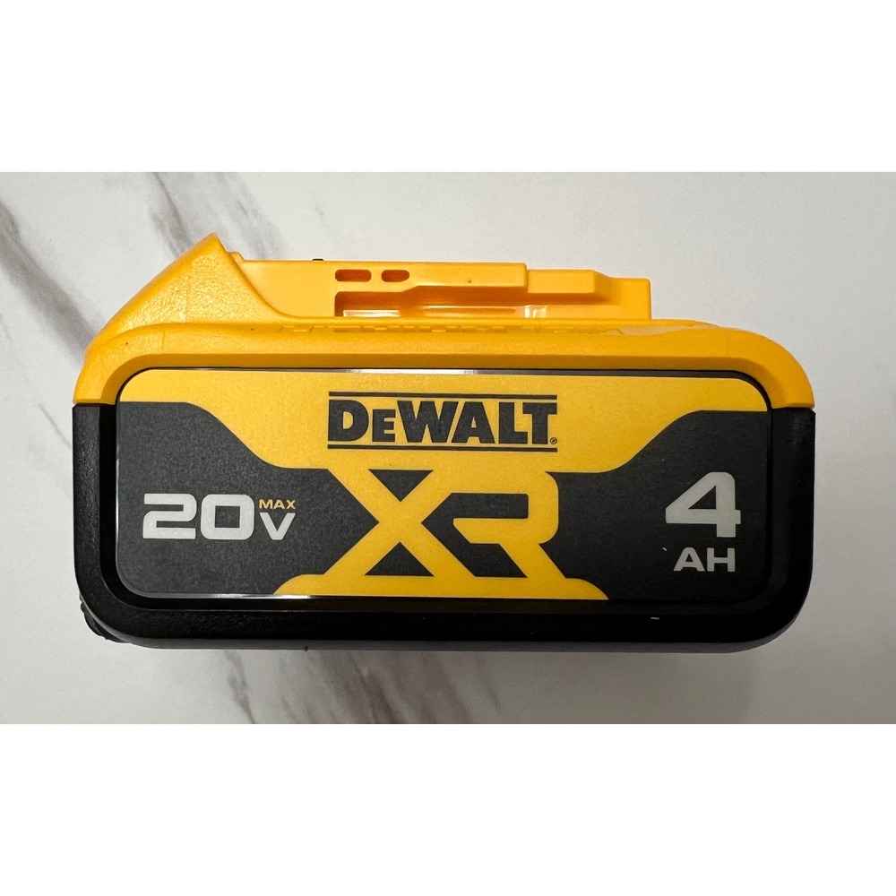 DeWalt 20V Max XR 4.0Ah Lithium Ion Battery Pack DCB204 new open box
